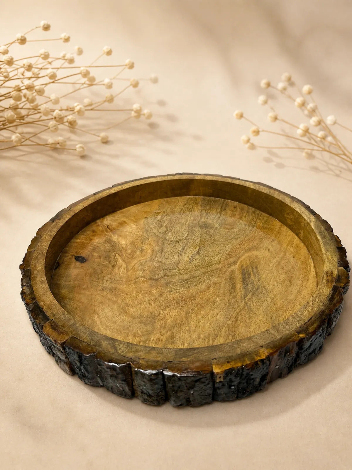 Rustic Natural Bark-Edge Wooden Serving Tray