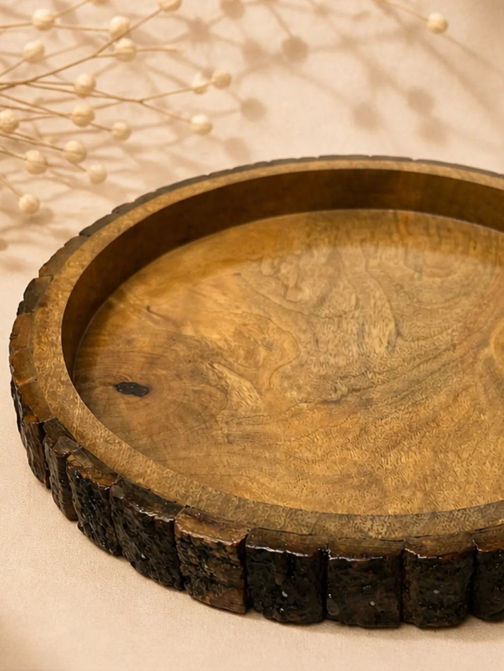 Rustic Natural Bark-Edge Wooden Serving Tray